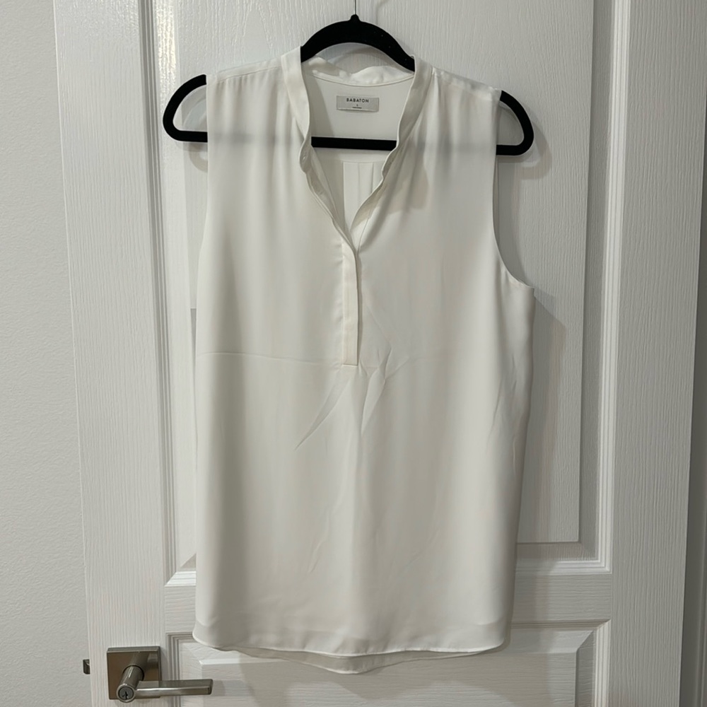 Aritzia babaton blouse